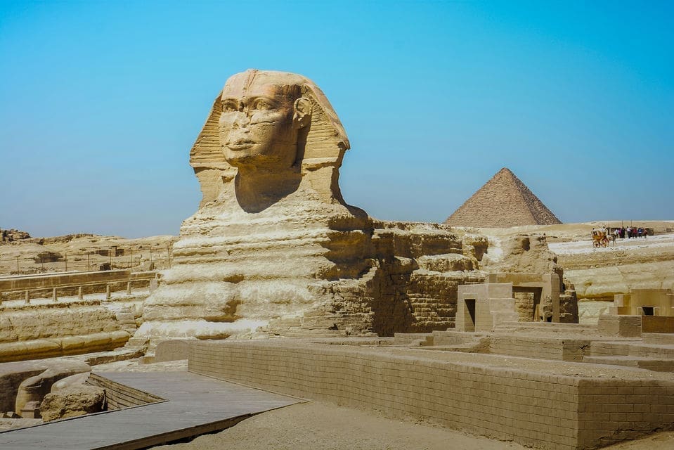Kairo, Pyramiden, Sphinx, Felukenfahrt, Licht und Ton show, Sphinx, Nilfahrt, Museum, Orientalisches Abendessen, jetzt online buchen mit Trivaeg